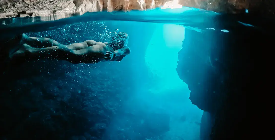 odysseY cave