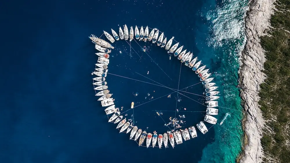 Worlds biggest circle raft party